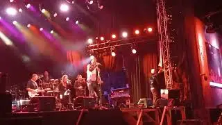 @gerardjoling at #feestweek #woerden #woerdensefeestweek #2024 Can't take my eyes of you ❤️