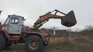 трактор T-150 погрузчик