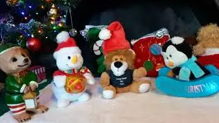 Christmas Carol Singing Penguin (Sleigh Ride) with Lorenzo the Lion