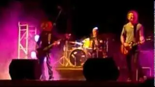 Donkey Hot Pink Live at Bayra Rock