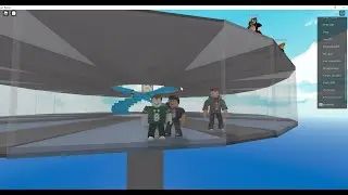 Играю в Natural Disaster Survival