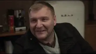 - Ты осторожнее вещь дорогая казенная