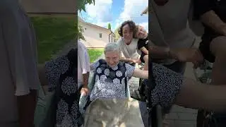 Хата Бацькоў сямейная песня