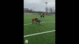 ПРОКОП СТАЛ НА МЯЧ И ЧУТЬ НЕ СЛОМАЛСЯ 😕 #2дротс #football #амкал #soccer #championleague
