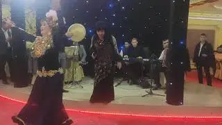 Dilshod Hoji akamiz honadonida yahshi kun. Yoshlar baxtli bòlsinlar.