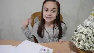 Николь Поздравляет с Новым Годом и Распаковывает Камни