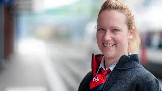 Fotoshooting einer Zugbegleiterin im Tessin