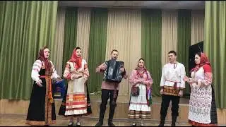 Фольклорный ансамбль «БлаговестЬ». «По горам карпатским» походная песня Донских казаков.