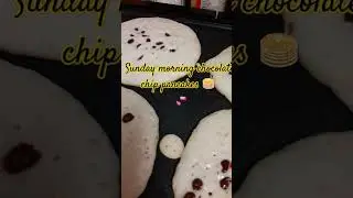 Sunday morning chocolate chip pancakes 🥞 #chocolatechippancakes