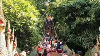 Exploring a 5000 year old temple in Chiang Mai!  Thailand and Qatar #2