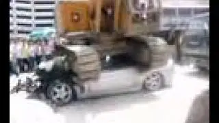 Ferrari F456 destroy by Thai customs