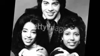 Tie A Yellow Ribbon - Tony Orlando & Dawn