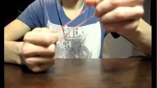Кольцо скользит вверх по резинке/ Ring slides up the gum