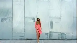 Moves Like No Other - Venus Swirl
