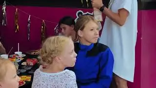 Детский День Рождения в аэротрубе Скайфлай.  Мастер класс бомбочки