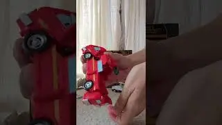 Transforming Studio Series Ironhide from robot to car