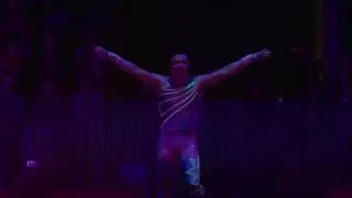 I flayng Tuniziani all'ultimo spettacolo del Ringling Bros and Barnum&Bayley