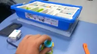 Робототехника  Машина и джойстик  Начало