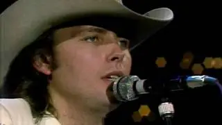 Dwight Yoakam - 