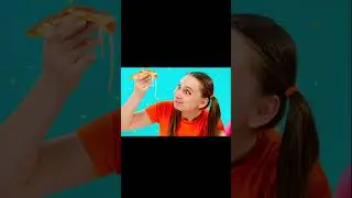Dziewczyna zjadła pizzę sama.