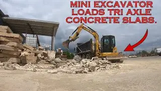 Loading A Tri Axle With A Mini Excavator.. No Problem. CAT 305.5.