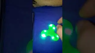 Spiner  sa bluetooth zvučnikom i led svetlima