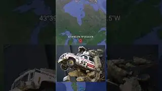 The car crashed into the wall on Google Earth 🌎 