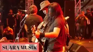Jamrud feat PIYU Padi Reborn & PUPUN Kapten - Putri (Live Perform)