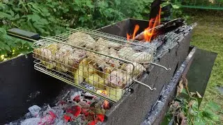 Куриные крылья и молодая картошка на гриле на решетке-сетке для мелких кусочков Forester BQ-N13🔥