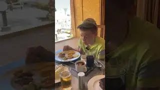 Батя и ресторан