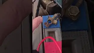 Kromix K22303 (ZHS22303R) Запускает двигатель без аккумулятора.