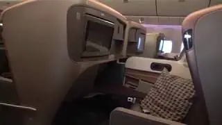 B777-300ER Singapore Airlines take-off from Sydney's Kingsford Smith Airport