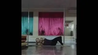 Растяжка спины для начинающих. Скрутки от Юлии Денисюк