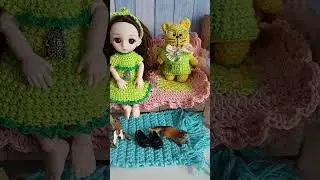куколка в новом платье