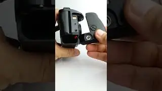 How to put a battery in a Canon EOS 600 film camera. 