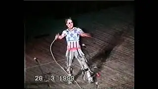 1999 03 28 КВН в Тюмени. Отрывок выступления команды НГПИ. MC Ptiza в роли преподавателя физры.