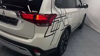 MITSUBISHI OUTLANDER III Белый