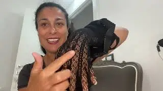 Sarafrancy indossa calze a rete fantasia con reggicalze incluso 