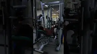 пампинг на грудь. пол амплитуды