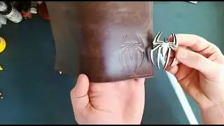 Кожаная обложка для паспорта