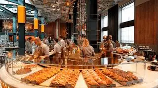 The MOST LUXURIOUS Starbucks in the WORLD is in Italy! Pizza & Roastery? 🤯🍕☕