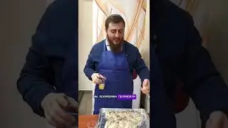Зачем евреи крутят яйца ? 