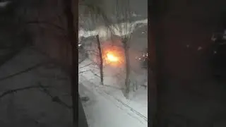 6-летняя девочка спасла машины