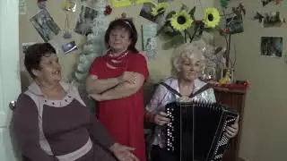 ЗАСТОЛЬНАЯ ПЕСНЯ ДЛЯ ХОРОШЕГО НАСТРОЕНИЯ💕ЛЕЖИТ МУЖИК НИЧЕЙ