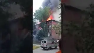 Многоэтажка горит в Таразе: более 170 человек эвакуировано