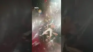 SID SHYNE LAUNCHING FANS INTO CROWD AT NYC SHOW