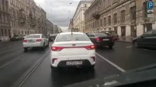 Дед на автобусе это что-то.............
