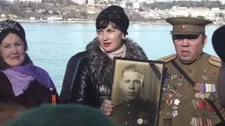 Севастополь флешмоб. Петь будем пока две братские страны не помирятся!!!