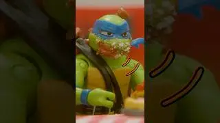 make pizza with the TMNT toys! 🍕 w/ real ingredients! | Toymation 