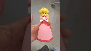 Princess Peach - Super Mario Action Figure collectible toy item #goldhunter137